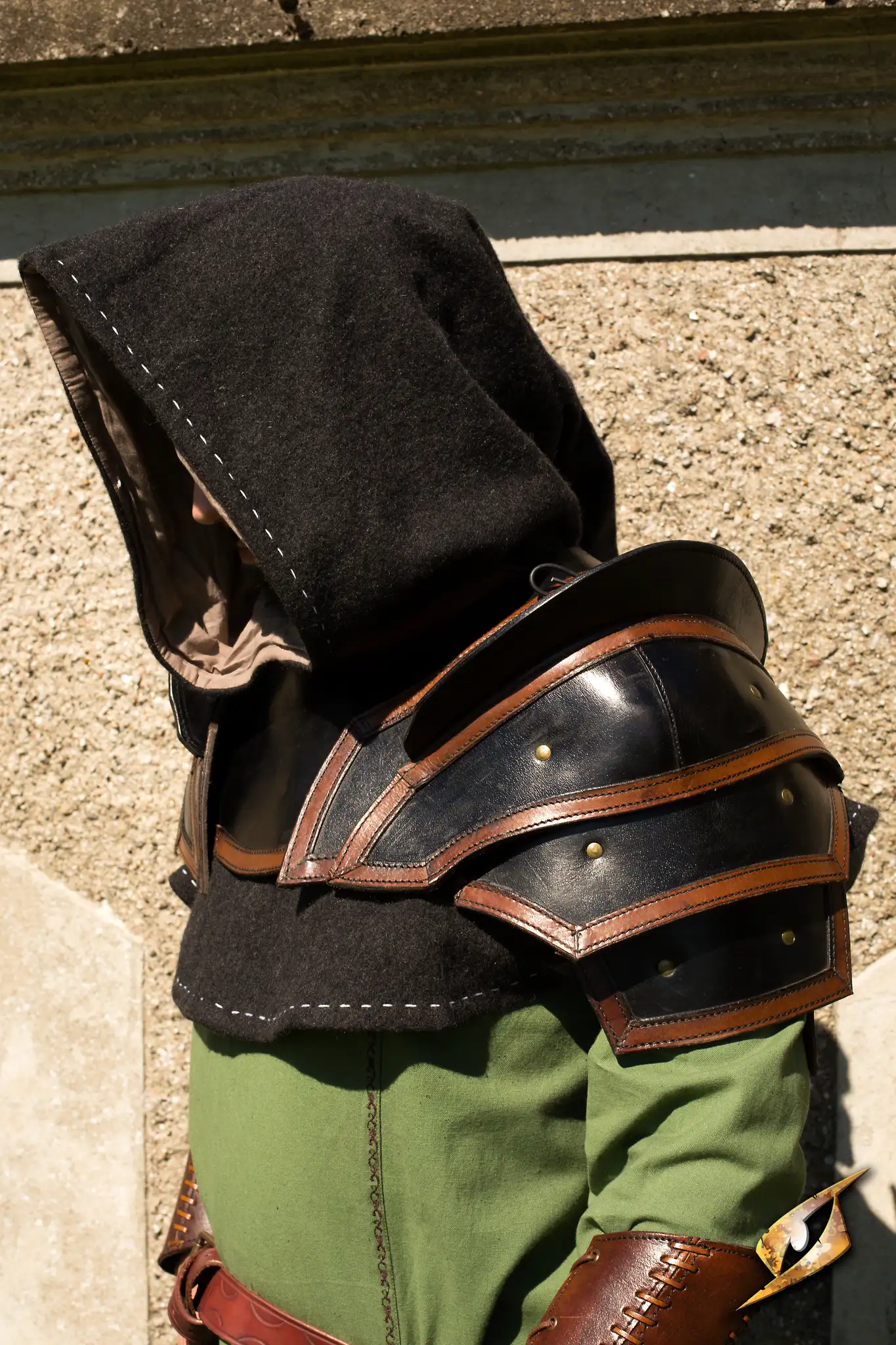 Shoulder Armour & Neck Guard - Image 14