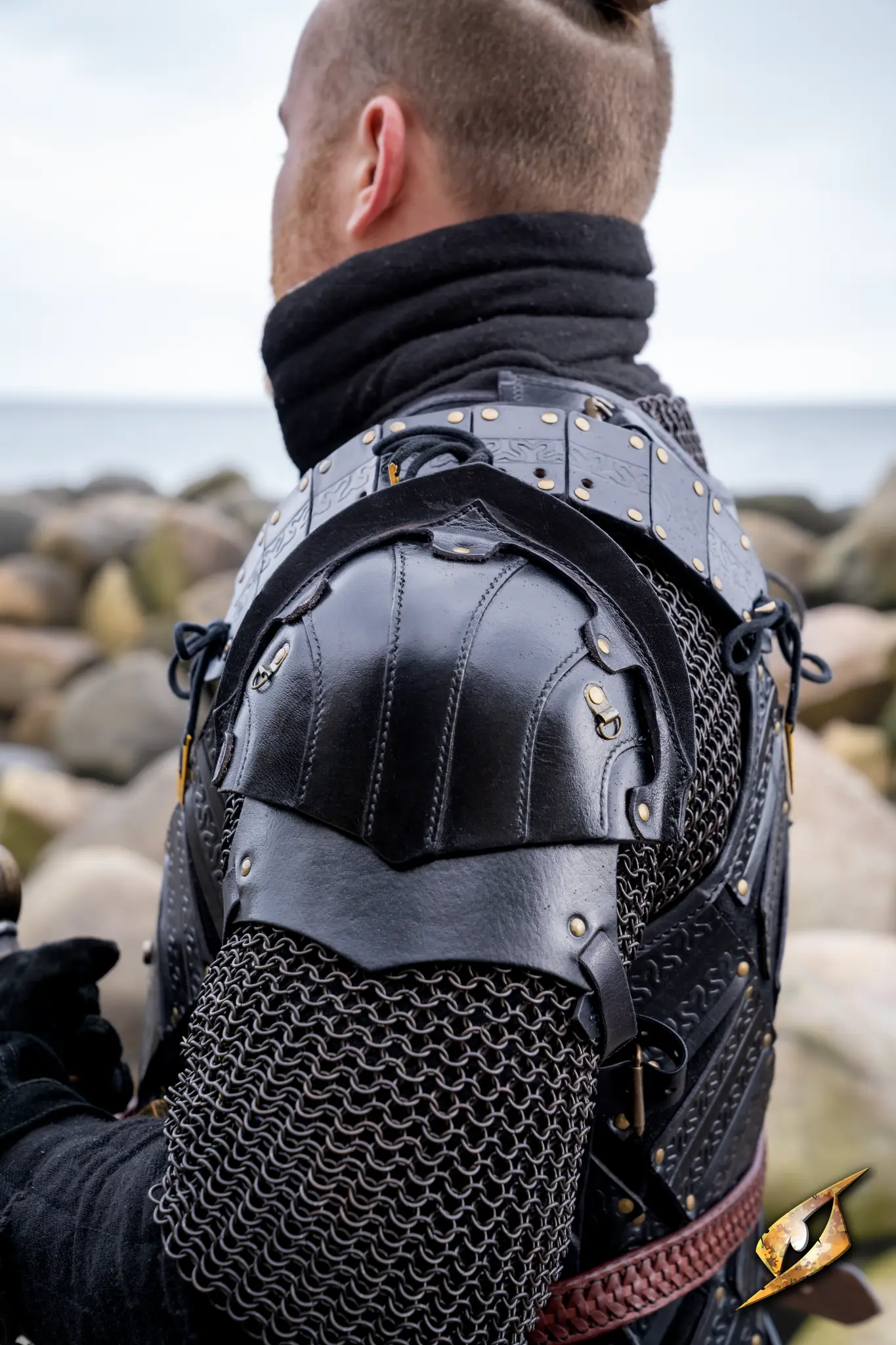 Woodsman Shoulder Set - Image 5