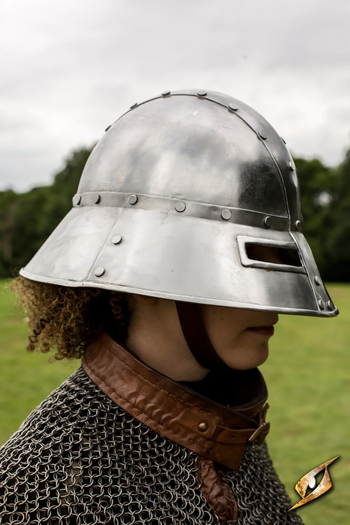Guardsman Helmet - Image 3