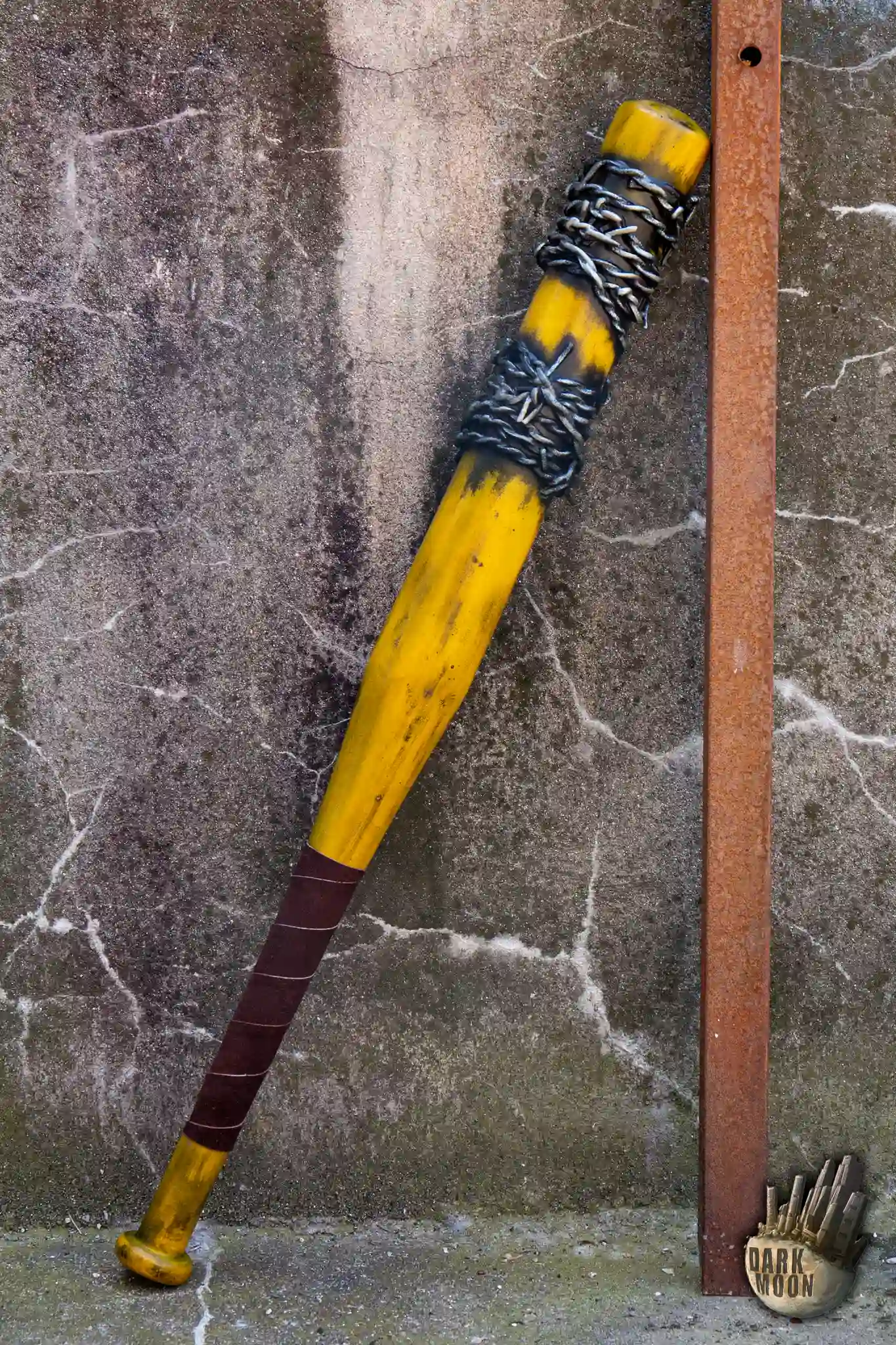 Barbed Wire Bat - Image 13