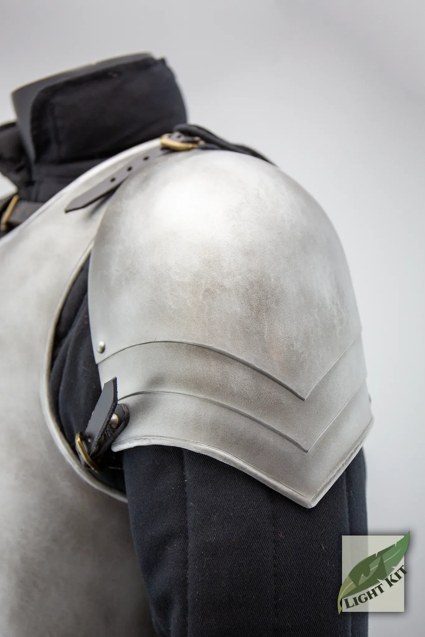 Mercenary Spaulders - Image 3