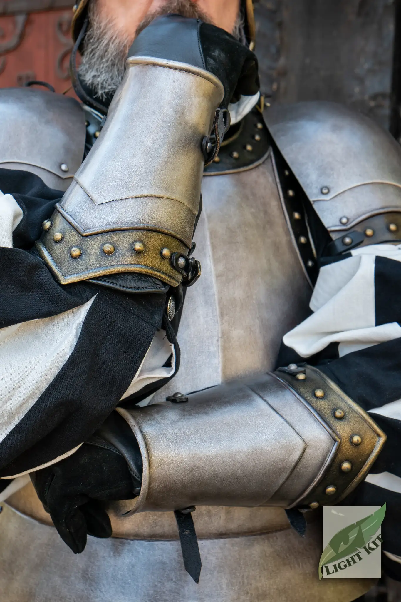 Knightly Bracers - Image 8