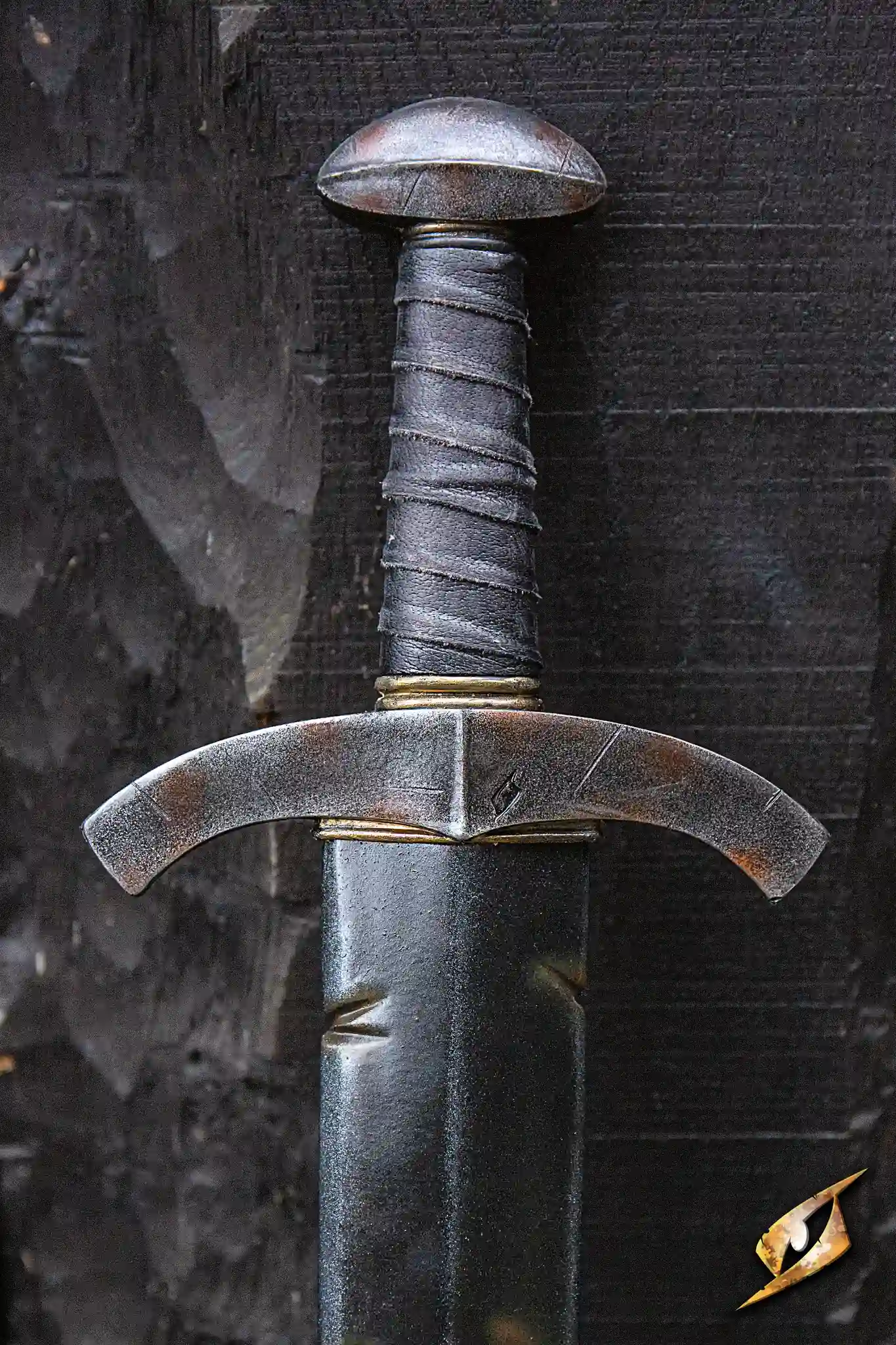 Battleworn Squire Sword - Image 9