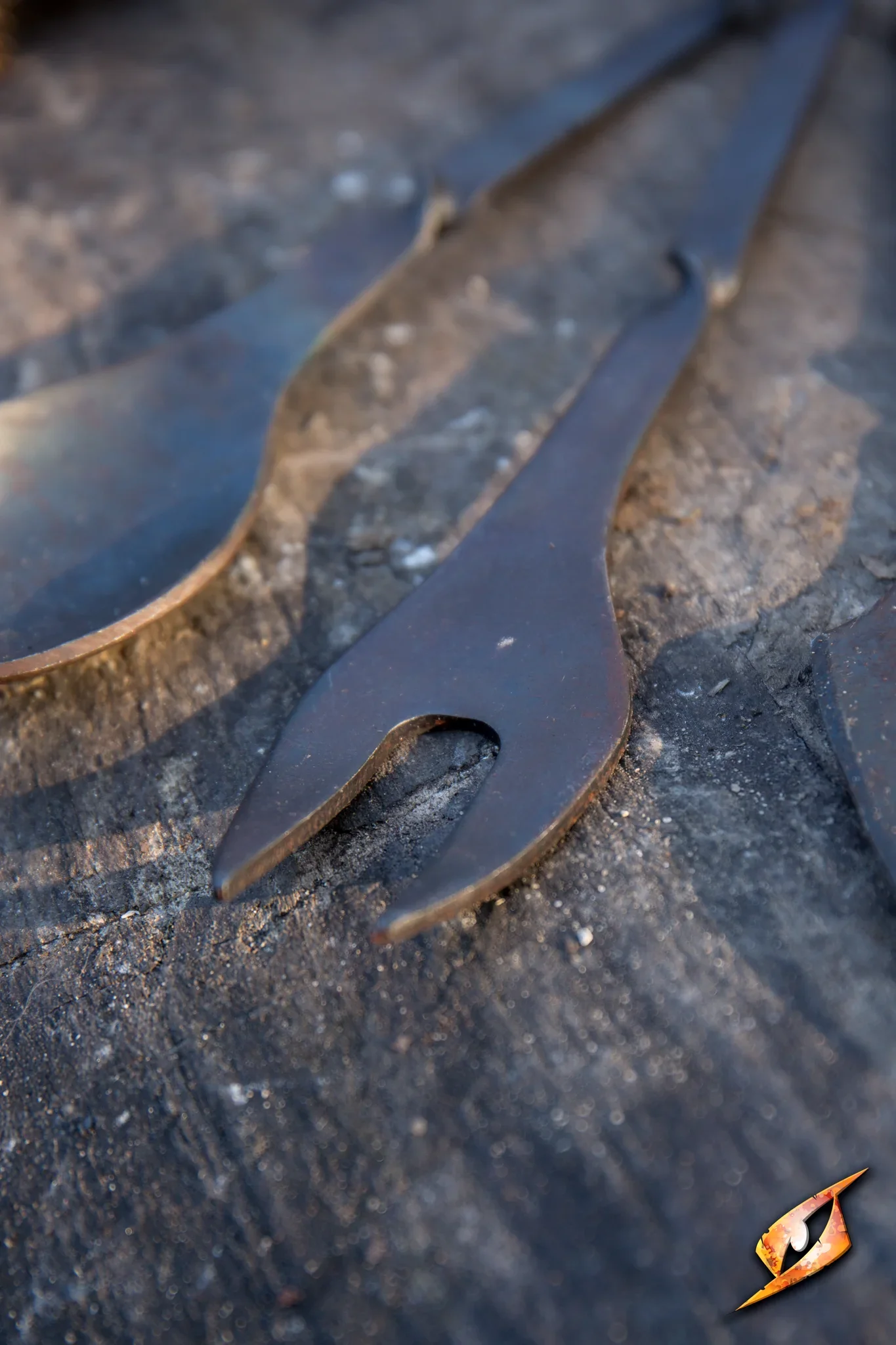 Cutlery W. Leather Hanger - Image 5