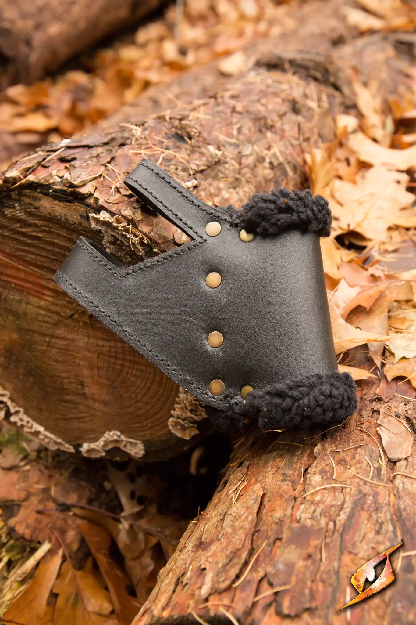 Holder - black Fur - Image 4