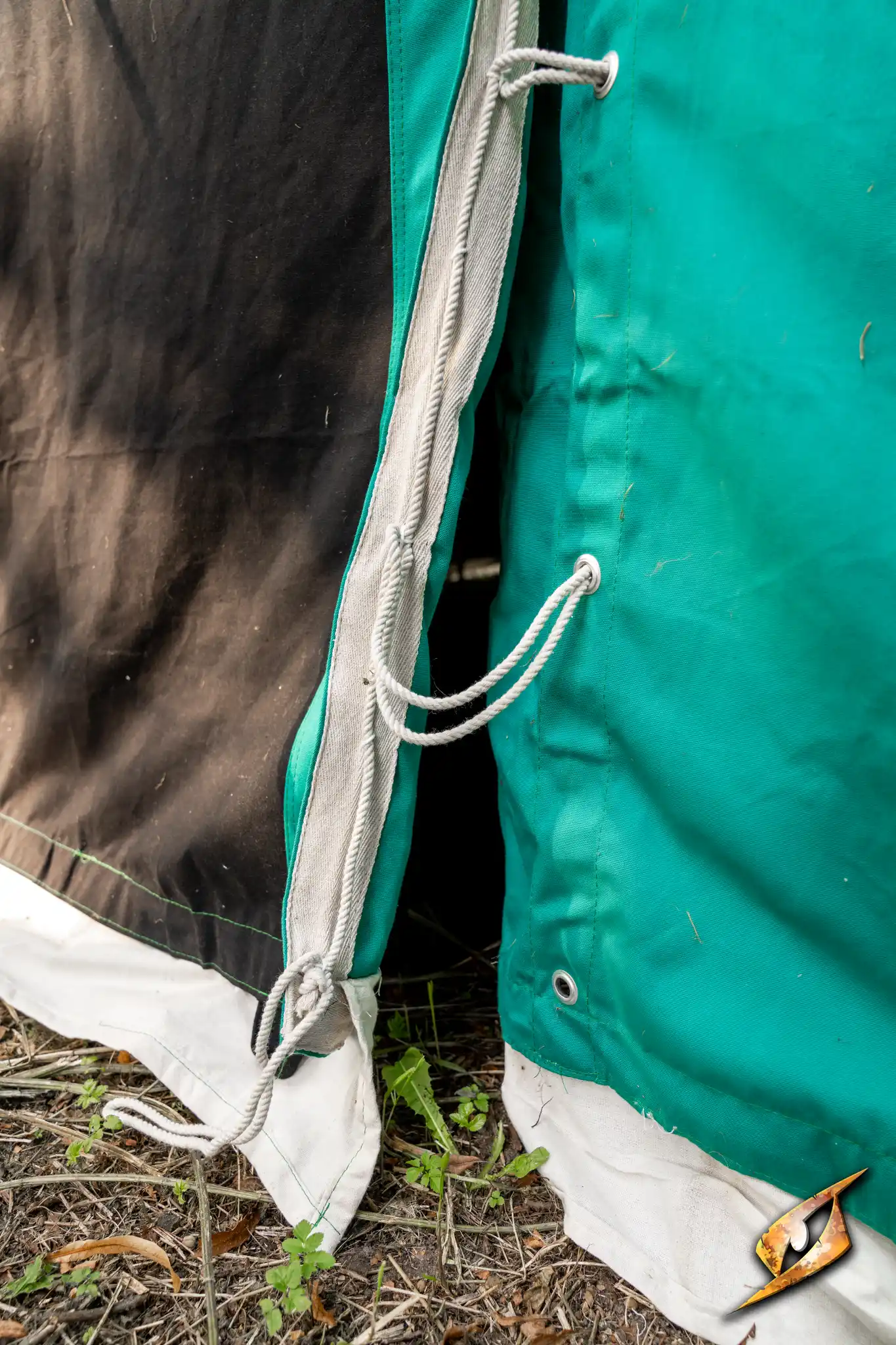 Marquee Tent - 4x4m - Image 100