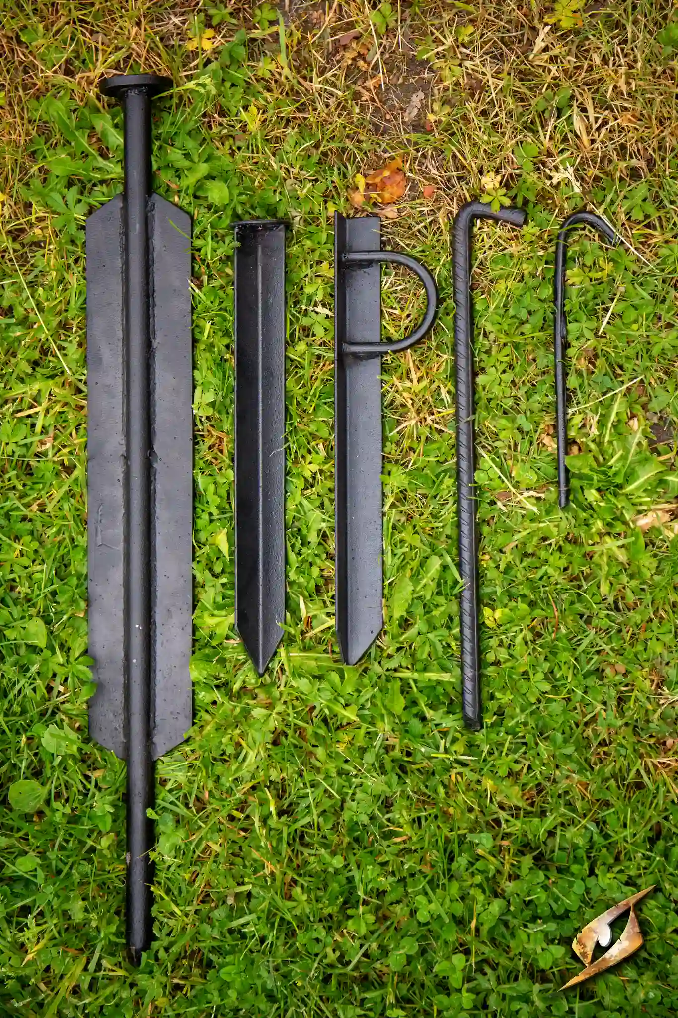 V-Shape Iron Peg B - Image 3