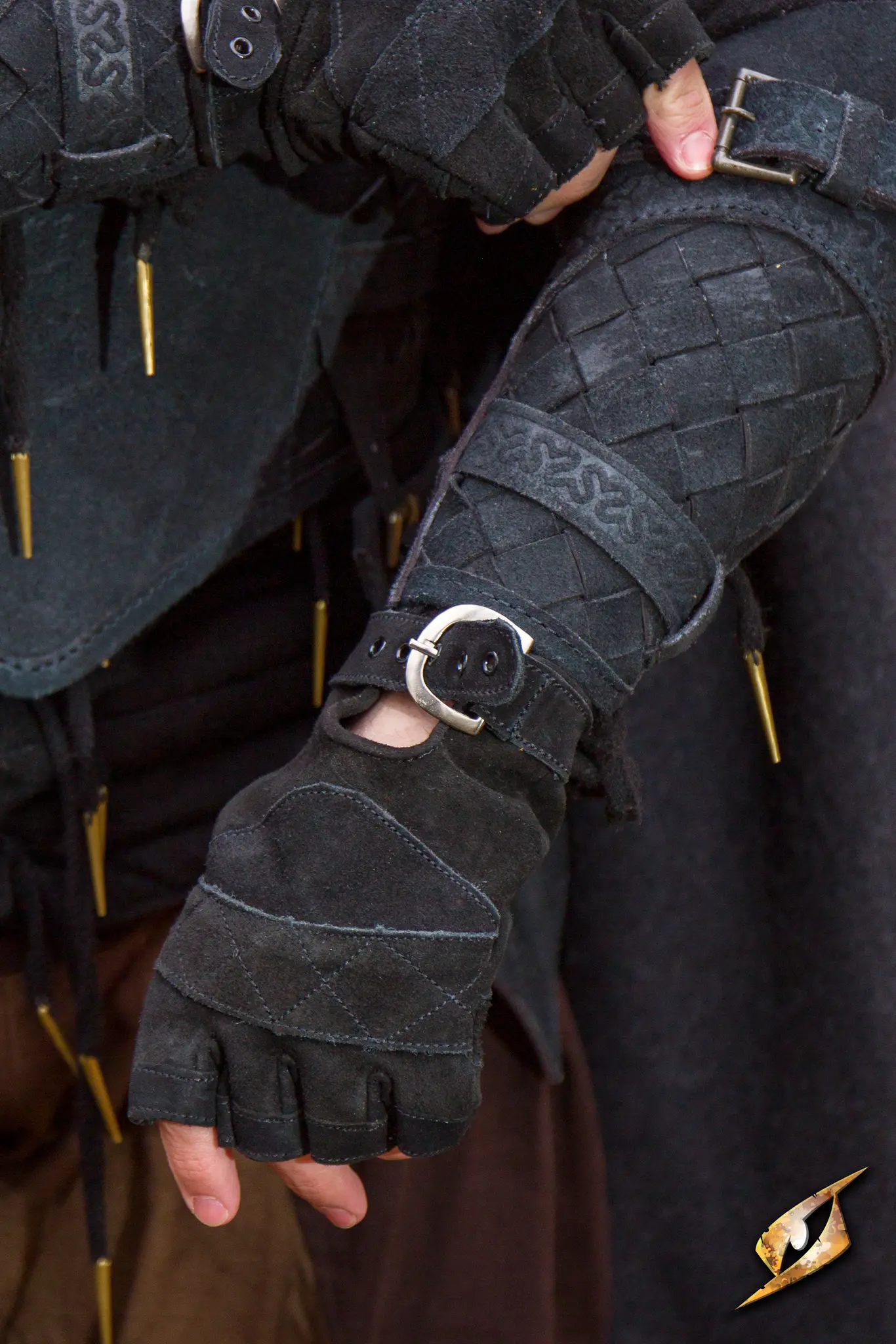 Ranger Bracers - Suede - Image 3