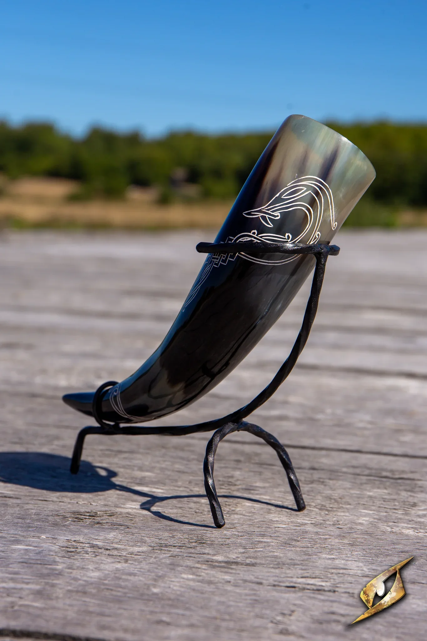 Horn of Jörmungandr with Stand - Image 2
