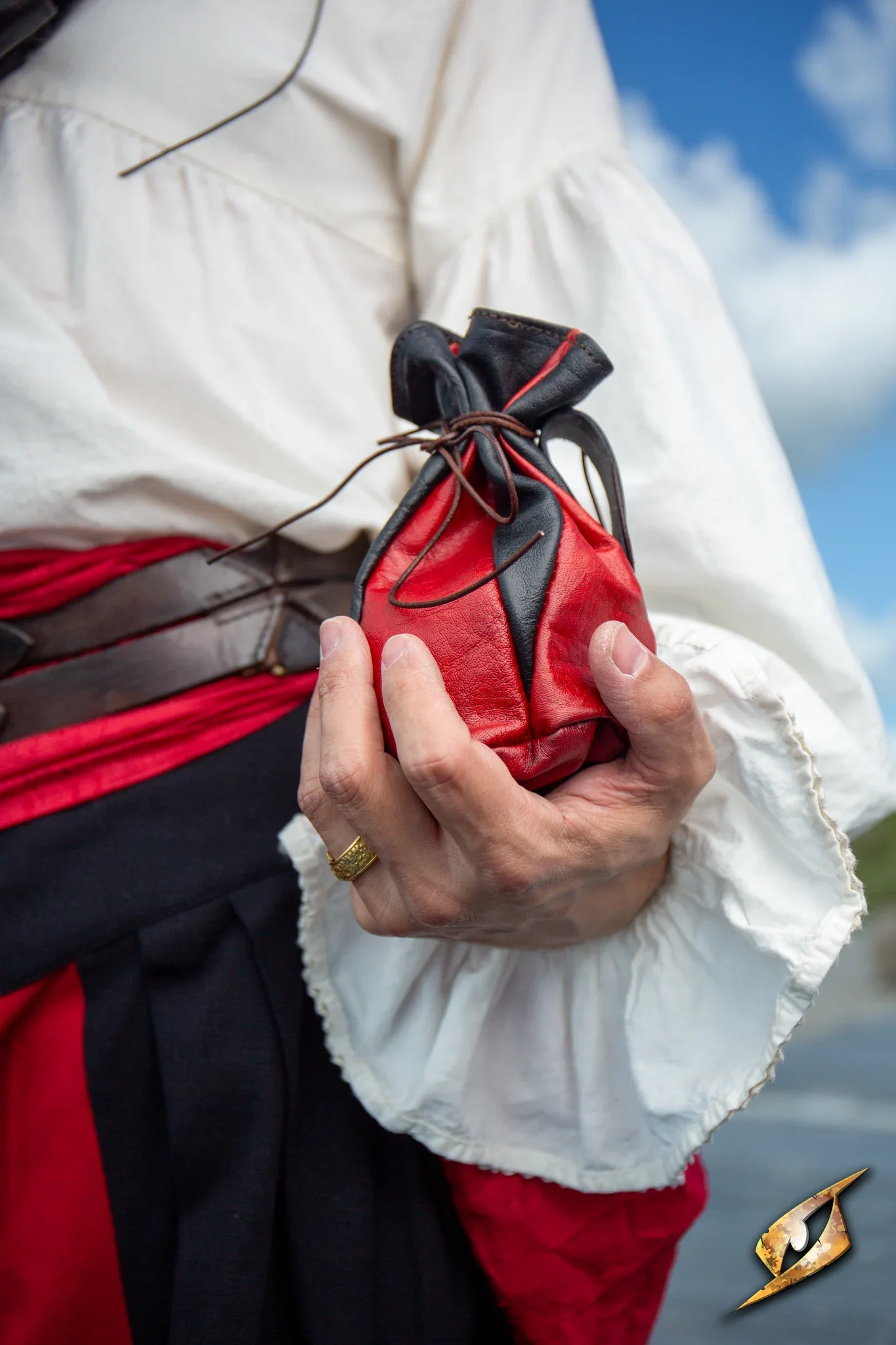 Bounty Hunter Pouch - Image 10