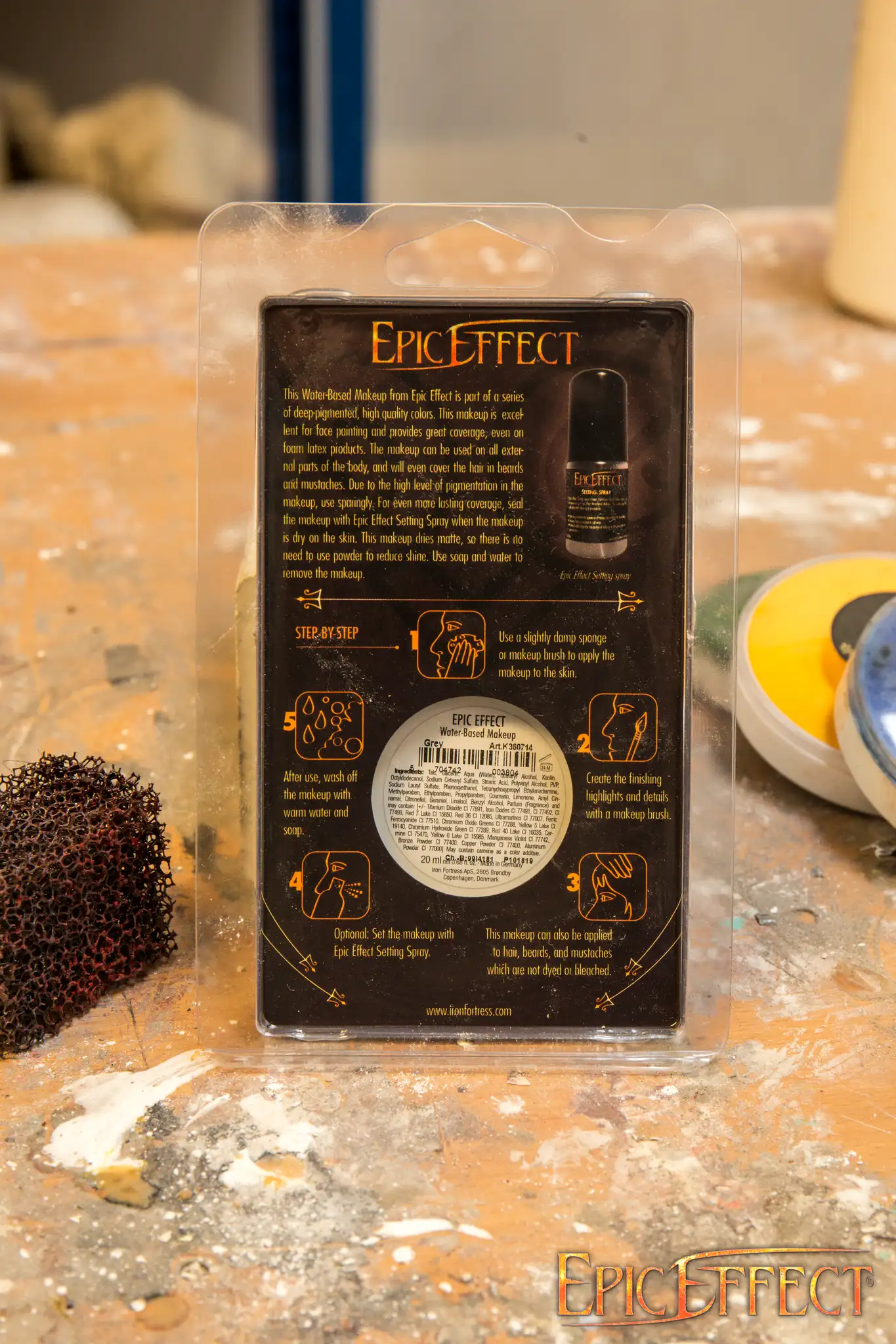 Water Based Make Up - Gold - Image 2