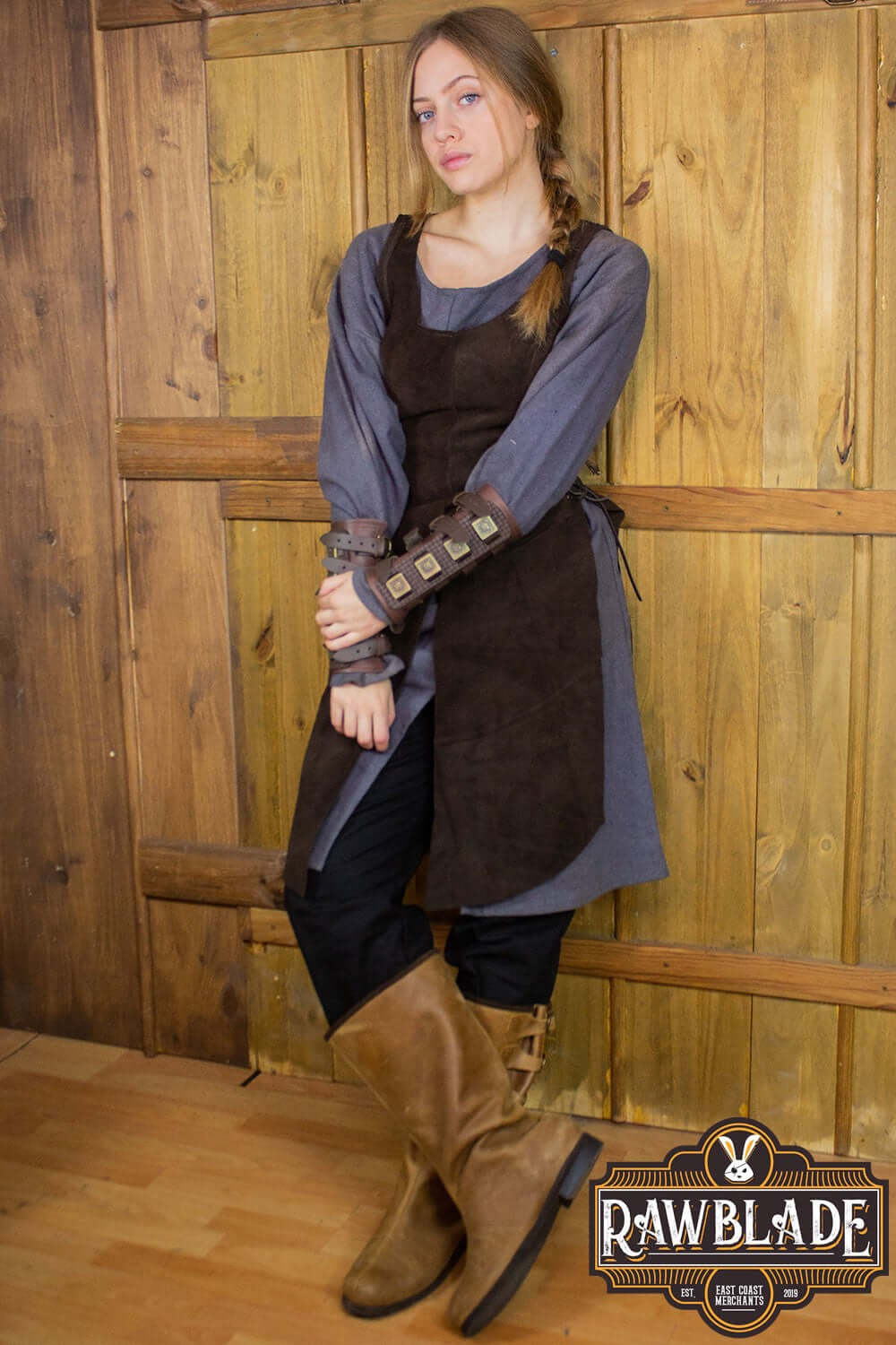 Joanne Splitleather Tabard - Image 13
